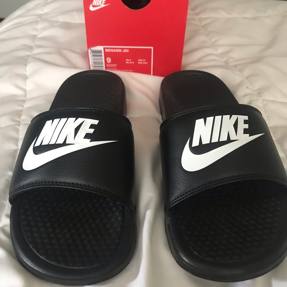 Nike slides
